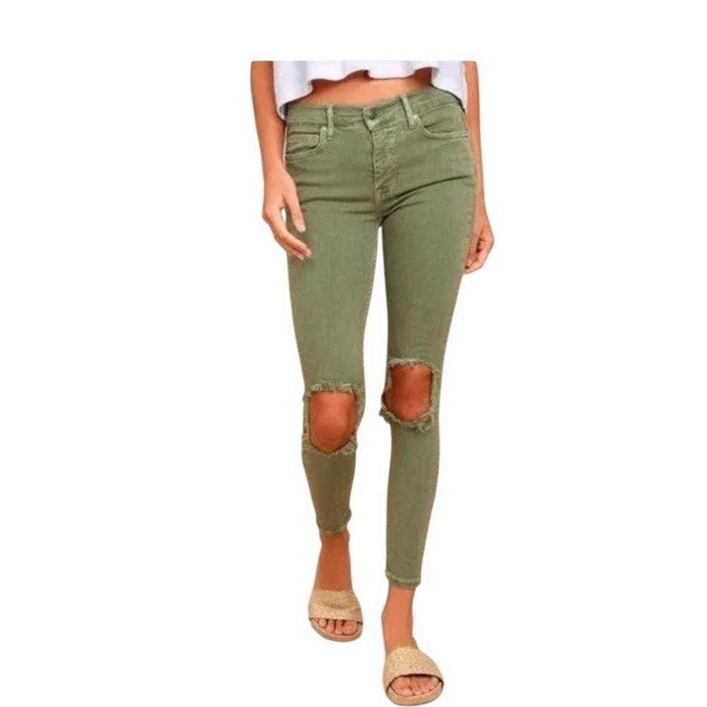 Free People distressed Olive Green Denim jeans Ripped Skinny Ankle Size 27